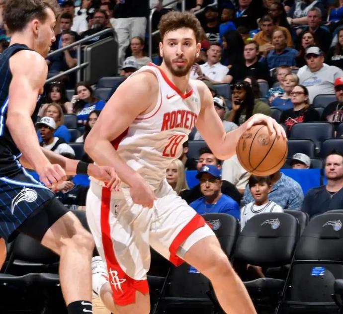 lol直播-火箭替补席变脸！射手升任首发，中锋又被雪藏，2阵火力降至冰点