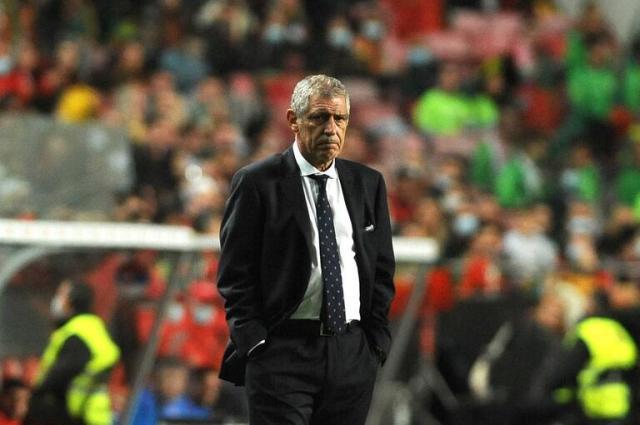 lol直播-龟派大师桑托斯：战术死板到极致 遇三后卫就歇菜